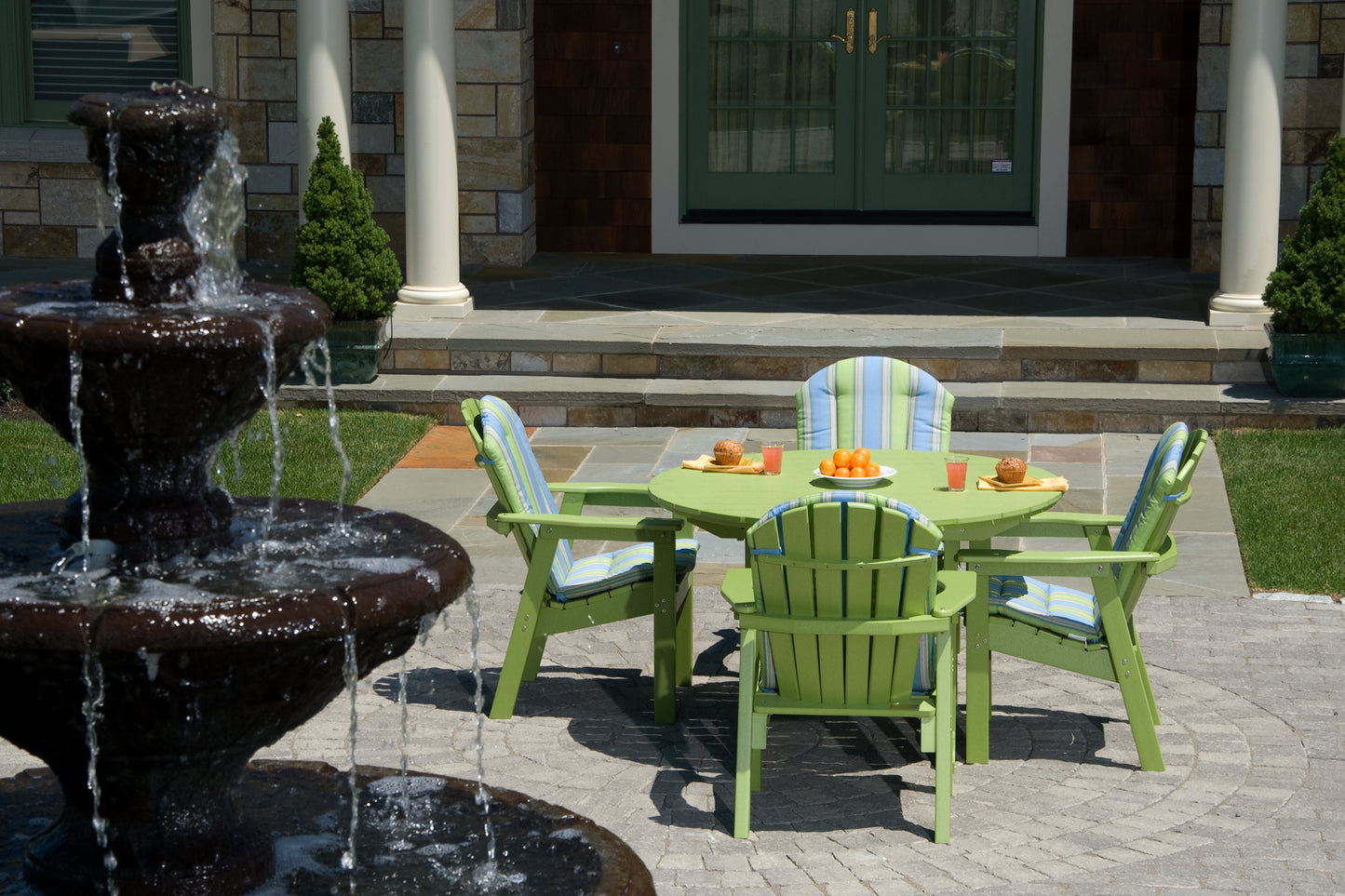 Salem Round Dining Table 48" by Seaside Casual (042)