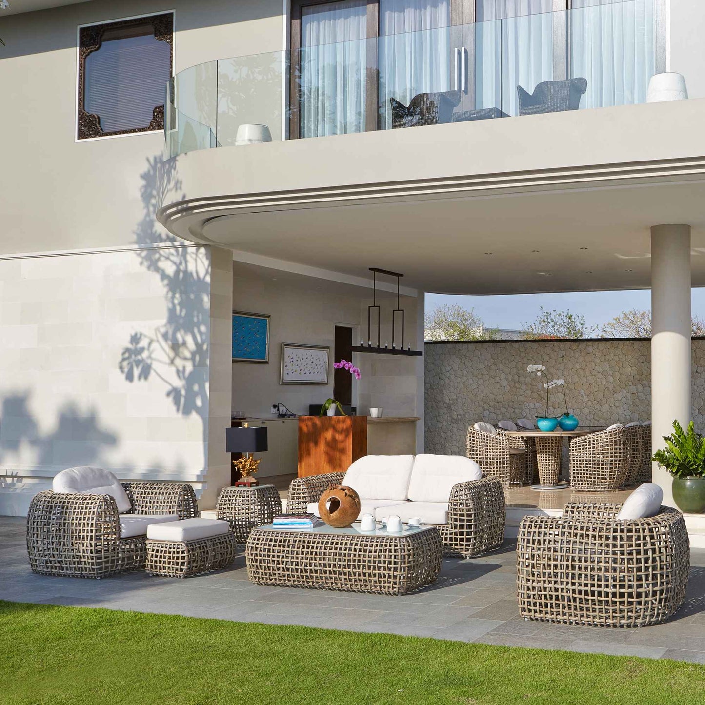 Dynasty 5-Piece Seating Set with Sunbrella Cushion