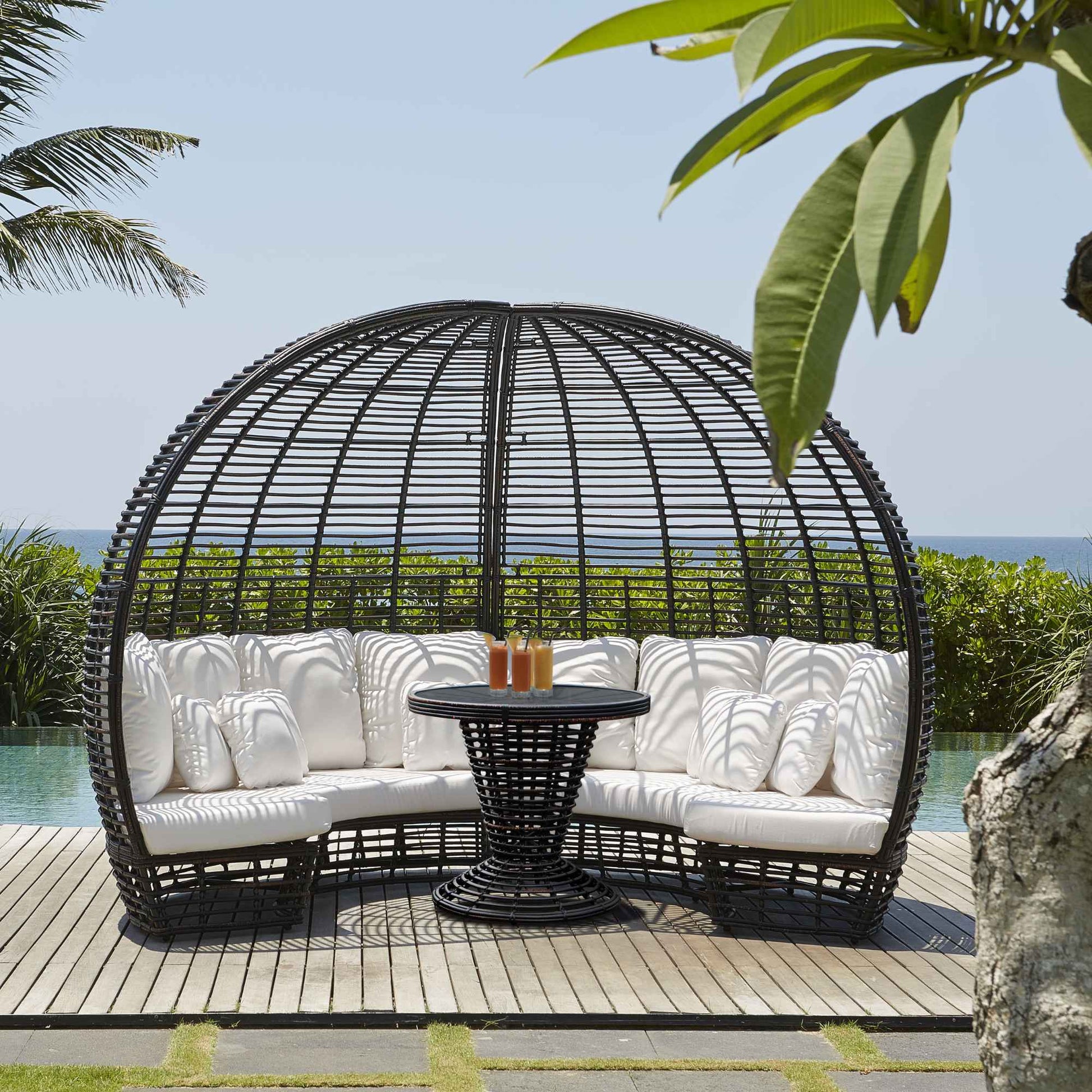 Nexus Daybed with Table and Sunbrella Cushions