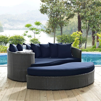 Sojourn Outdoor Patio Sunbrella Daybed in Canvas Navy by Modway (1982)