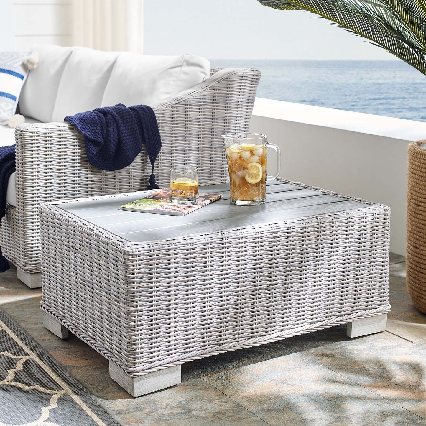 Conway 32" Outdoor Patio Wicker Rattan Coffee Table in Light Gray by Modway (3981)