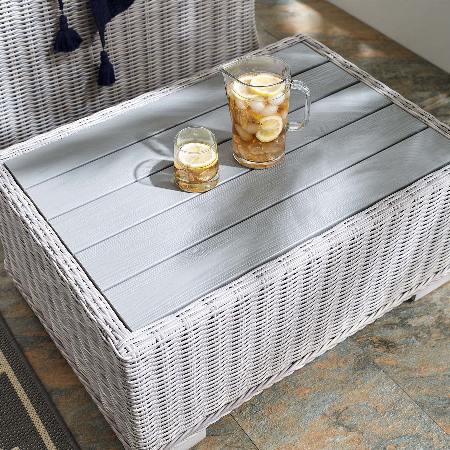Conway 32" Outdoor Patio Wicker Rattan Coffee Table in Light Gray by Modway (3981)
