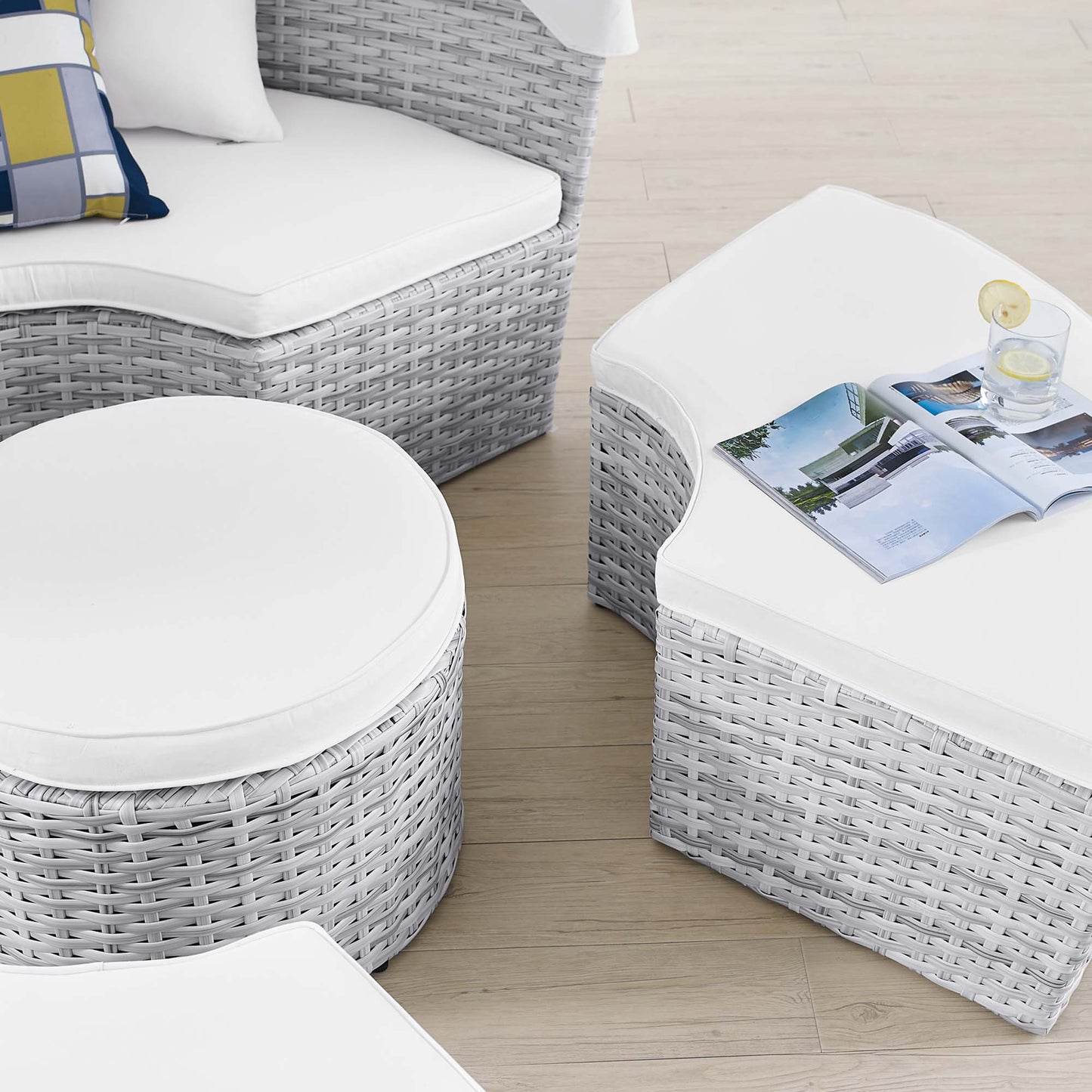 Scottsdale Canopy Outdoor Patio Daybed in Light Gray White by Modway (4442)