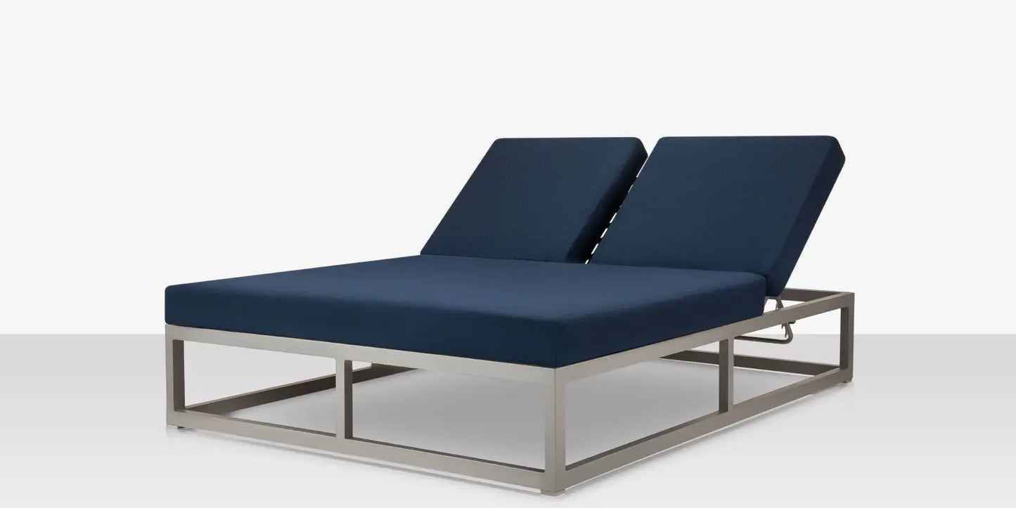 Iconic Daybed by DecoScape (3217-213)