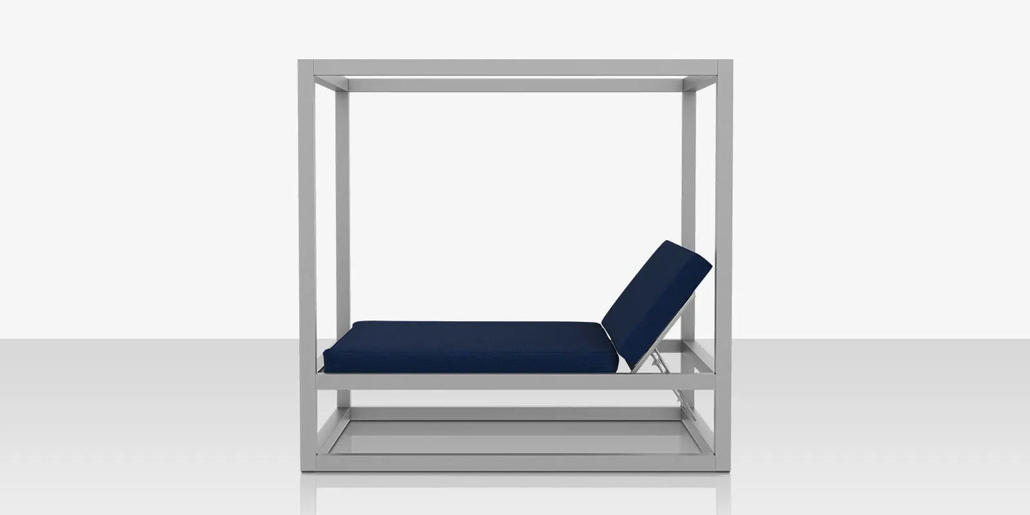 Breeze Daybed by DecoScape (3406-202)