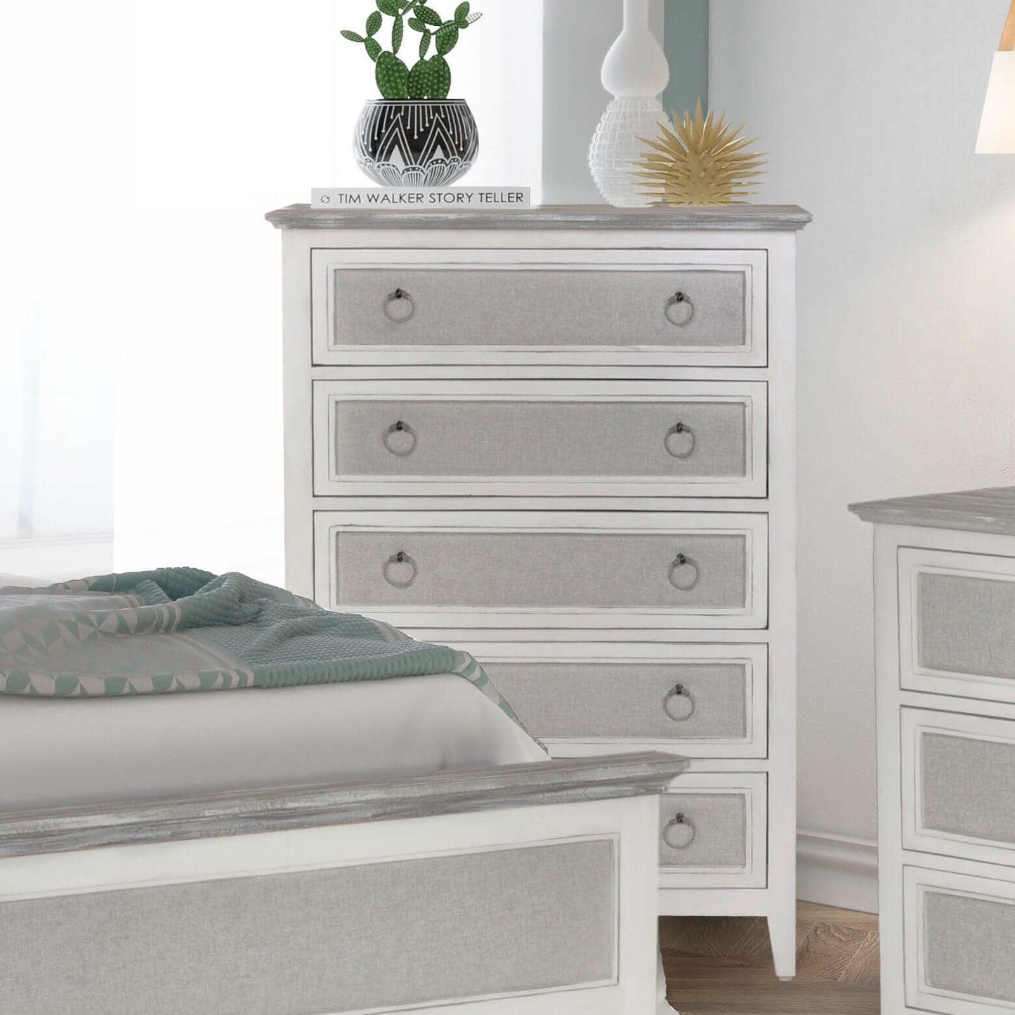 Sea Winds Trading Captiva Island 5-Drawer Chest B86335