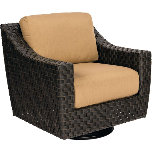 Woodard Cooper Wicker Swivel Lounge Chair S640015